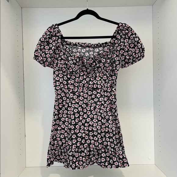 ZARA black dress with daisy design - Picture 1 of 5